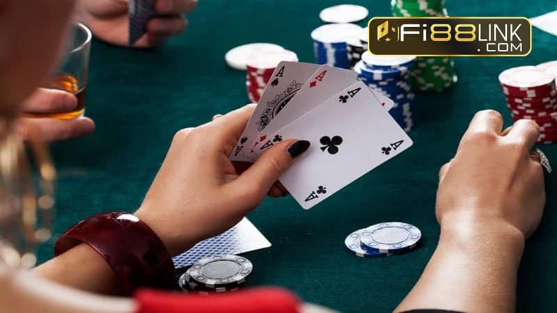 Top 10 tựa game đánh bài online Fi88 uy tín nhất 8 Top 10 tựa game đánh bài online đổi tiền mặt uy tín nhất tại Fi88