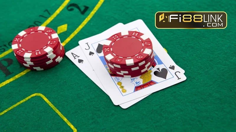 Khám phá các cách chơi xì dách không thua tại Fi88 2 Khám Phá Các Cách Chơi Xì Dách Không Thua Tại Fi88